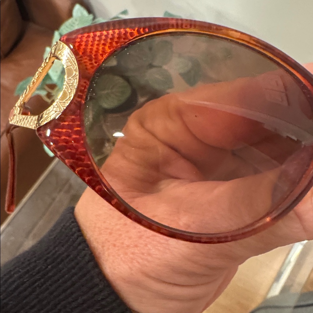 Dior Vintage Textured Amber Sunglasses - Picture 8 of 11